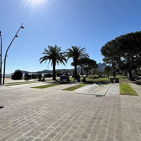 Trois Pieces Climatise Avec Terrasse- Ar021-034 Argelès-sur-Mer