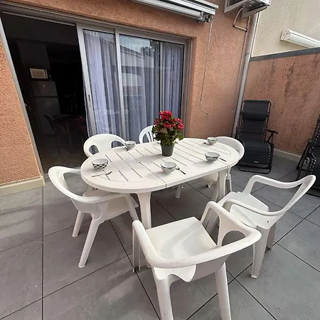 Trois Pieces Climatise Avec Terrasse- Ar021-034 Διαμέρισμα